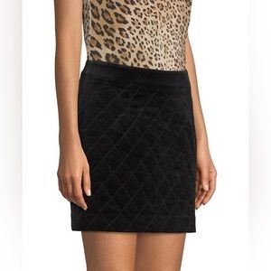 FRAME Velvet Quilted Mini Skirt zipper